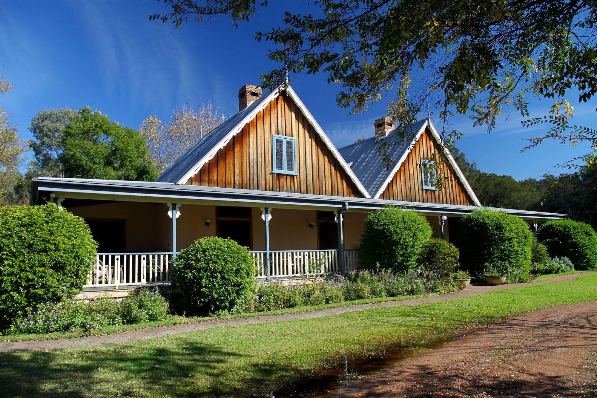 The Carriages Boutique Hotel And Vineyard Pokolbin Exterior foto
