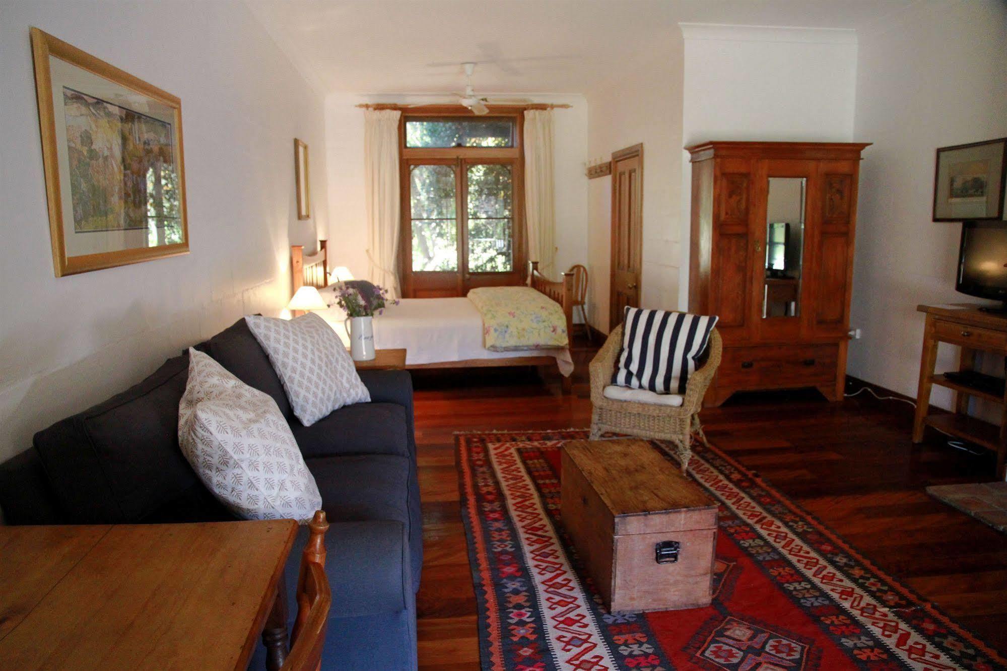 The Carriages Boutique Hotel And Vineyard Pokolbin Exterior foto
